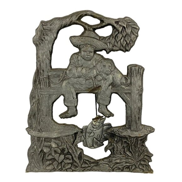 Cast Metal Pewter Fishing Boy & Dog Wall Hanging With Dangle Fish - Picture 2 of 2